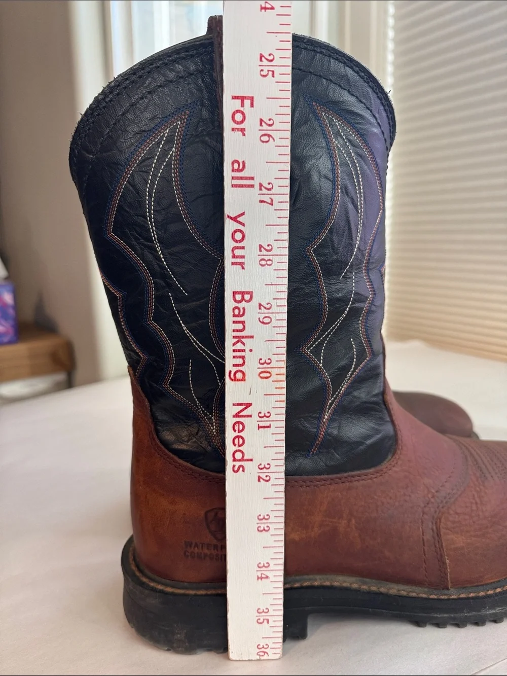 Ariat work boots Men’s 9EE Brown Leather Composite Square Toe Waterproof Western